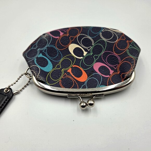 Vintage Coach Navy Optic C Rainbow Coin Pouch Bag Kiss Lock Close READ - Picture 9 of 13